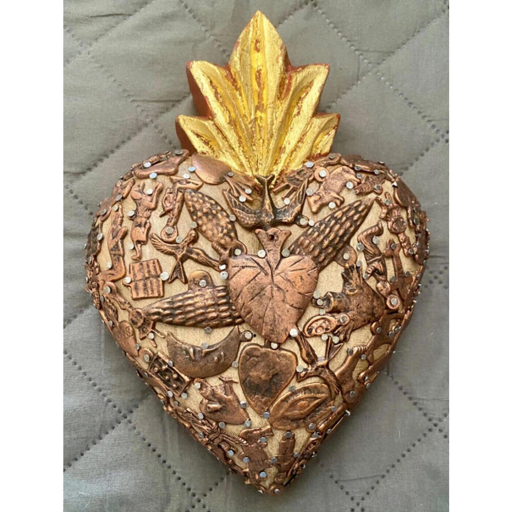 Mexican MILAGROS Prayer Charms SACRED HEART  8" x 5.5" Wooden Wall Hanger Copper